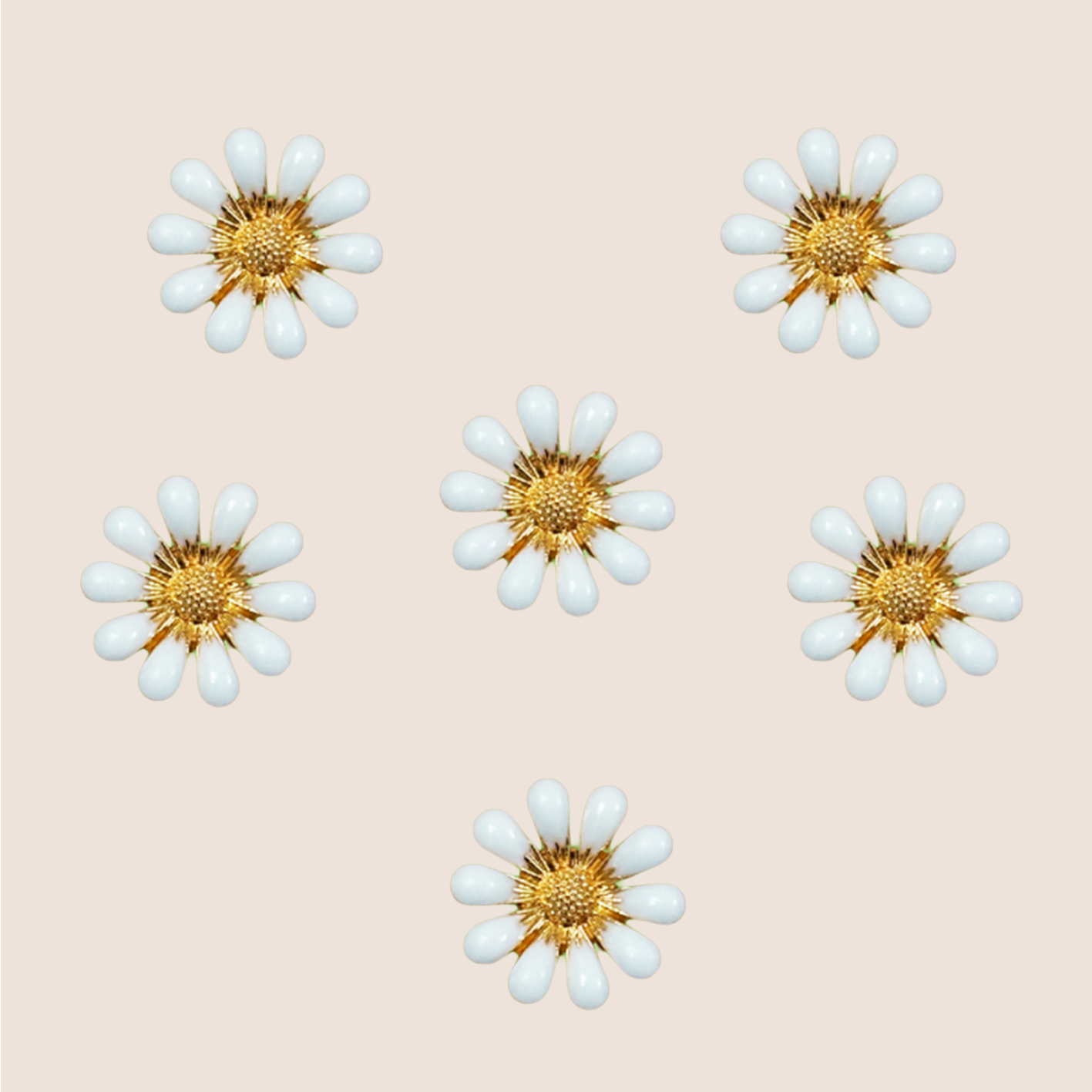 Daisy Garden-Delicate Daisy Collar Charm